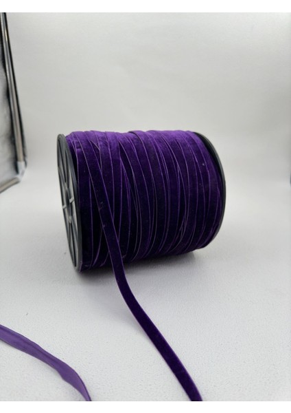 1 cm Düz Kadife-5 Metre