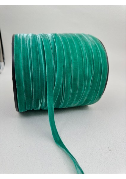 1 cm Düz Kadife-5 Metre