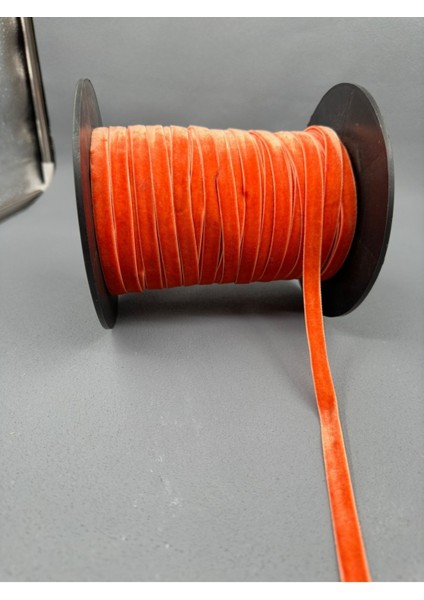 1 cm Düz Kadife-5 Metre