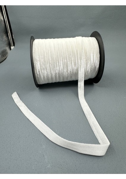 1 cm Düz Kadife-5 Metre