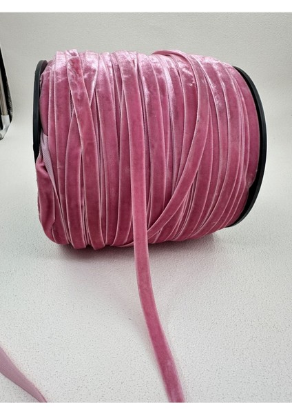 1 cm Düz Kadife-5 Metre