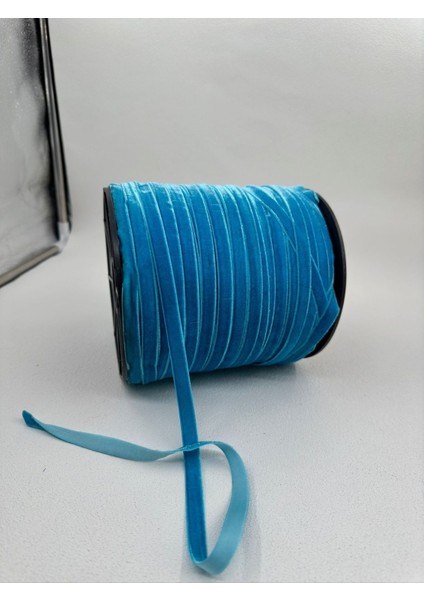 1 cm Düz Kadife-5 Metre