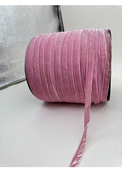 1 cm Düz Kadife-5 Metre