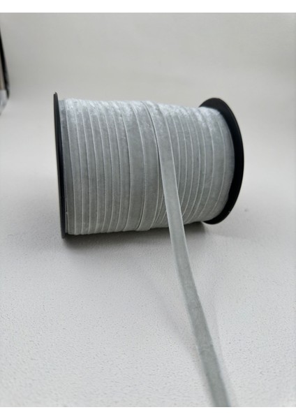 1 cm Düz Kadife-5 Metre