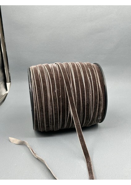 1 cm Düz Kadife-5 Metre