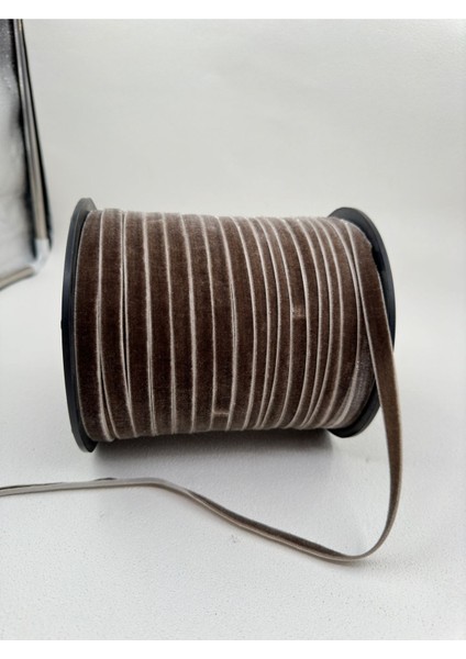 1 cm Düz Kadife-5 Metre