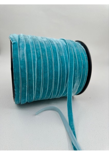 1 cm Düz Kadife-5 Metre