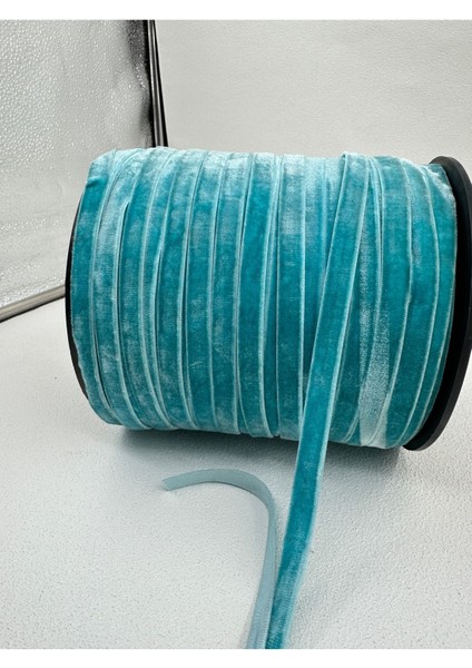 1 cm Düz Kadife-5 Metre