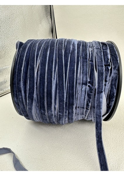 1 cm Düz Kadife-5 Metre