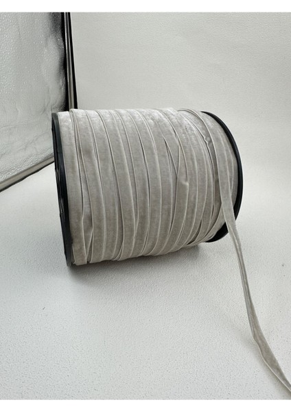 1 cm Düz Kadife-5 Metre