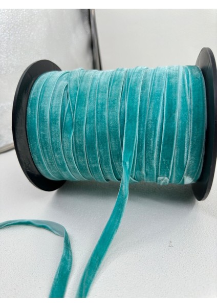 1 cm Düz Kadife-5 Metre