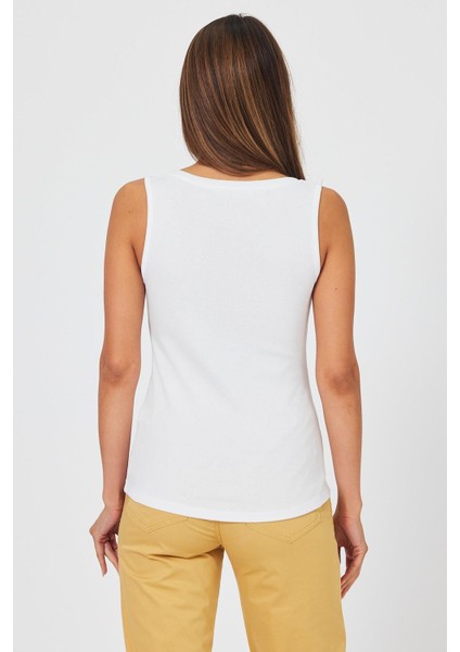 Kadın Matilda Beyaz Düğme Detaylı Vücuda Oturan Atlet fırsatları