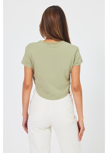 Kadın Maria Ada Çayı Crop T-Shirt fırsatları