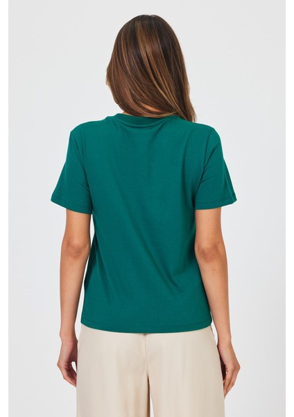Kadın Night Yeşil Bisiklet Yaka Yazı Baskılı T-Shirt fırsatları