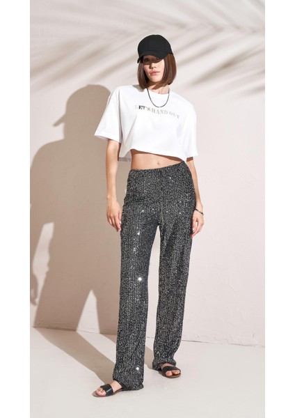 Kadın Beyaz Bisiklet Yaka Oversize Süprem Varak Yazılı Crop T-Shirt indirimleri