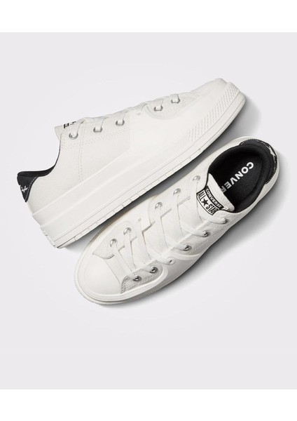 Chuck Taylor All Star Construct