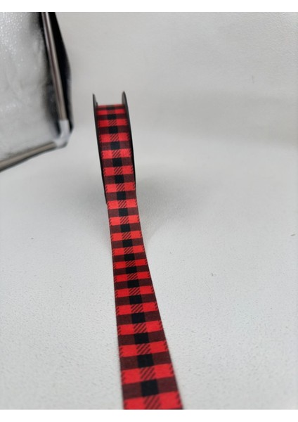 2.5 cm Pitikare Saten Şerit-5 Metre