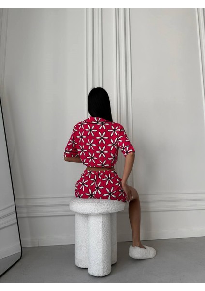 Papatya Desen Gömlek Yaka Cep Detay Kısa Kol Viskon Şortlu Dokuma Pijama Takımı indirimleri