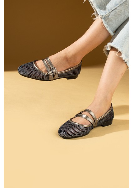 Filerli Hafif Çift Tokalı Kadın Babet 69-010-24SIM fiyatları