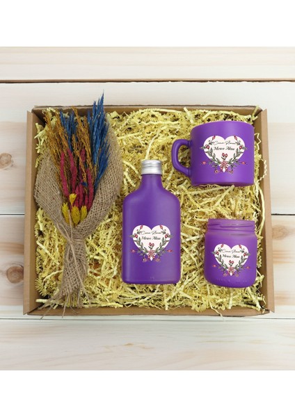 Kişiye Özel Isimli Dtf Anne Temalı Mor Kahve Fincanı & Kolonya & Mum & El Yapımı Kuru Çiçek Buketi Hediye Seti-5, Anneye Hediye, Anneler Günü Hediyesi