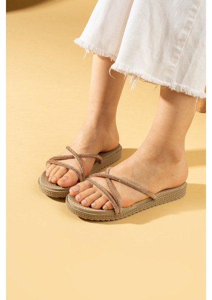 Parlak Taşlı Ince Bantlı Hasır Taban Comfort Kadın Terlik 020-755-24