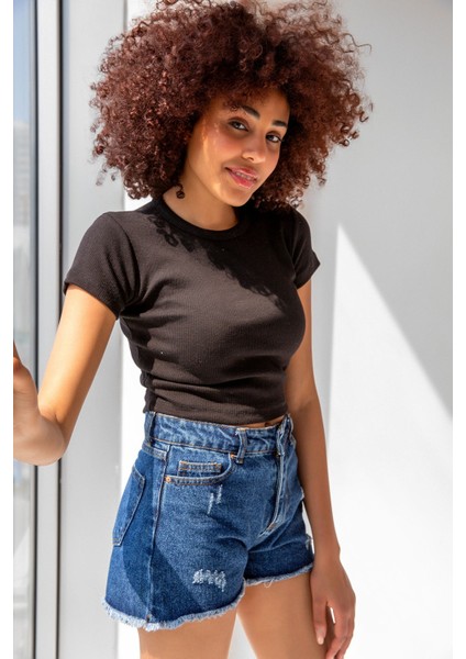 Bisiklet Yaka Basic T-Shirt fiyatları