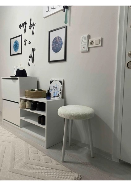 Gürgen Ahşap Retro Ayak Dekoratif Beyaz Peluş Puf Tabure Bench Koltuk Sandalye fırsatları