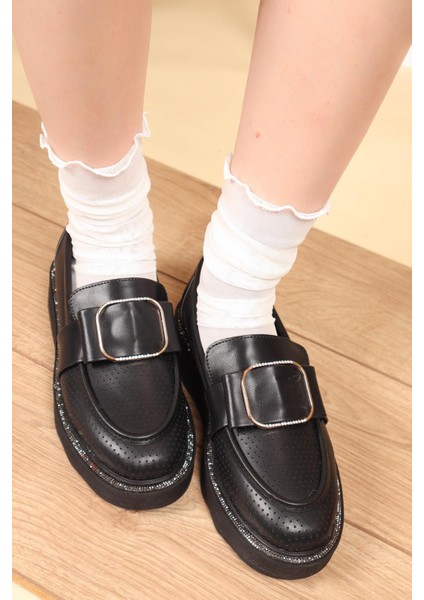 Delikli Tokalı Kalın Tabanlı Loafer Siyah