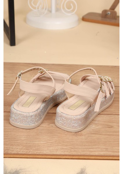 Bilek Bağlı Tabanı Taşlı Sandalet Ten fırsatları