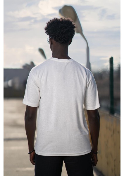 Bisiklet Yaka Havlu Kumaş Yarı Oversize (Hafif Geniş Model) T-Shirt fırsatları