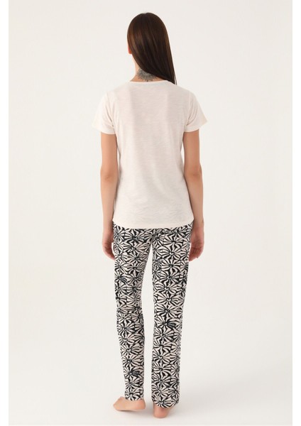 Buttoned Bej Kadın Kısa Kol Pijama Takımı 8788 indirimleri