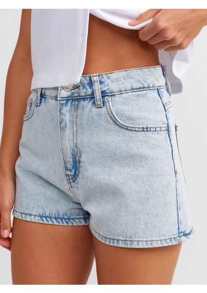 71507 Klasik Denim Mom Şort-Açık Mavi fırsatları