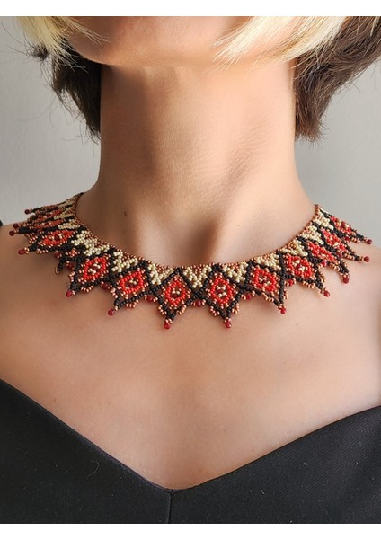 Etnik Bohem Yaka Kilim Çiçek Model Kum Boncuk Kolye El Yapımı