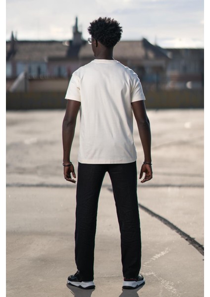 Bisiklet Yaka %100 Pamuklu Basic Oversize (Geniş Model) T-Shirt fırsatları