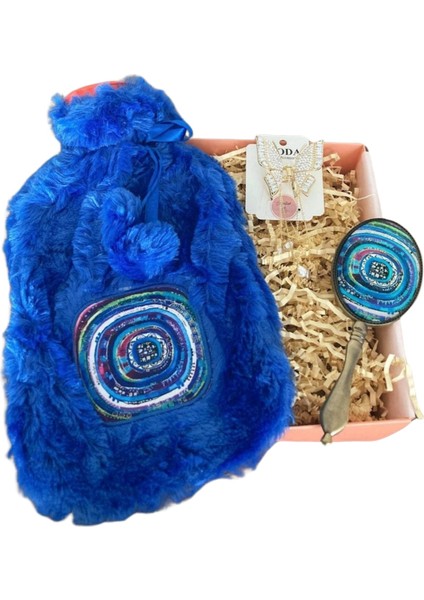 BLUE IVY HEDİYE, HEDİYE SETİ, DOĞUM GÜNÜ HEDİYESİ, HEDİYE, ANNELER GÜNÜ, BABALAR GÜNÜ, BEBEK HEDİYESİ, GEÇMİŞ OLSUN, PARFÜM, KİTAP, ÇANTA, KAHVE, ERKEĞE HEDİYE, KADINA HEDİYE