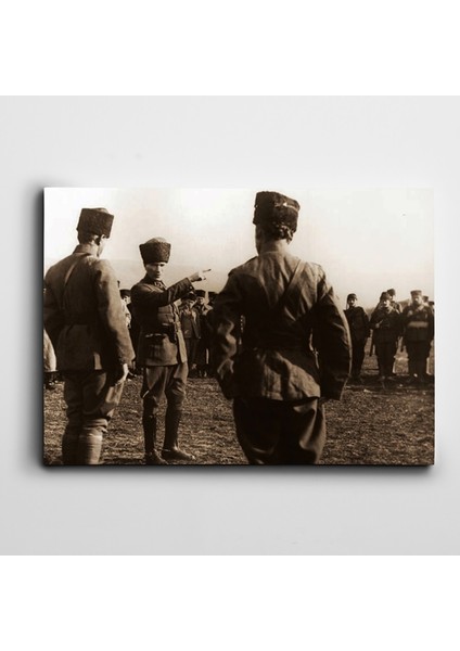 Atatürk İzmit'te 1923 Kanvas Tablo