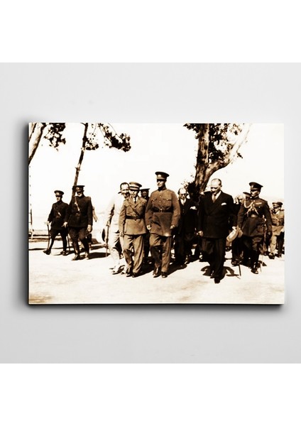 Atatürk İzmir'de 1934 Kanvas Tablo