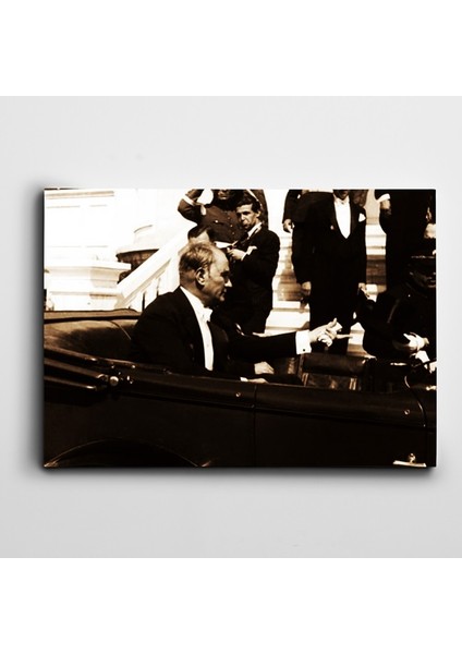 Atatürk Ankara'da 16 Haziran 1934 Kanvas Tablo