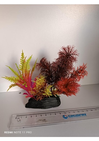 Akvaryum Plastik Bitki 11X15X8 cm M-483