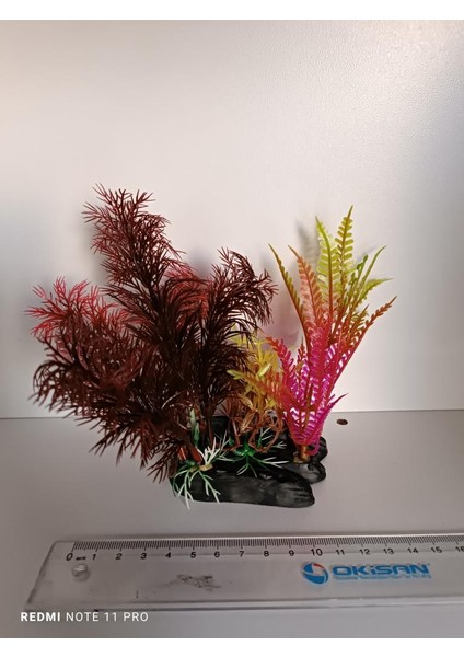 Akvaryum Plastik Bitki 11X15X8 cm M-483 fırsatları