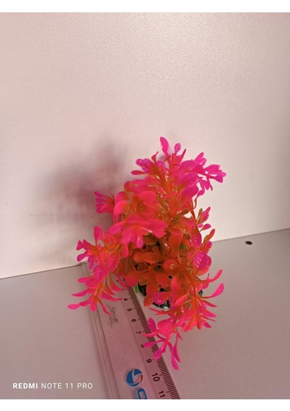 Akvaryum Plastik Bitki 11X10X9 cm M-403 fiyatları