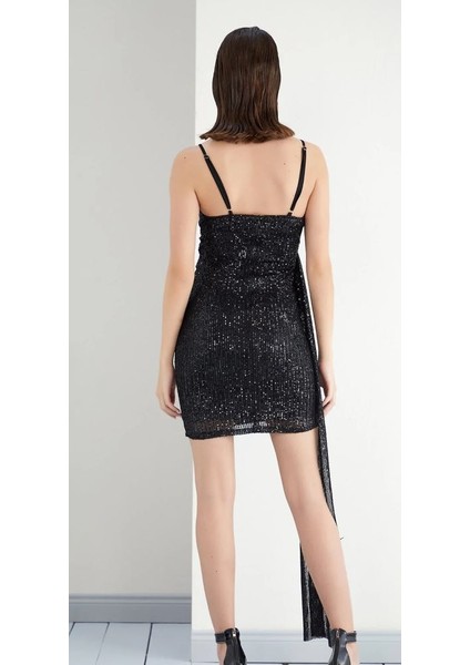 Kadın Siyah Ince Askılı Pullu Mini Elbise fiyatları