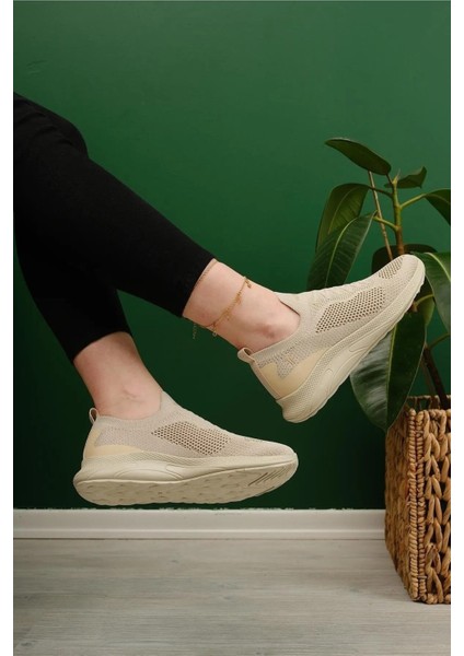 Bej - Yeni Sezon Bağcıksız Triko Kadın Sneaker