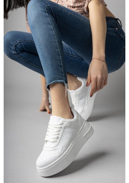 Kadın Beyaz Sneaker