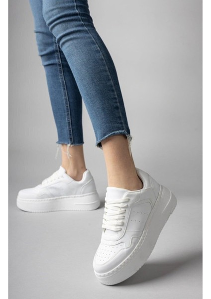 Kadın Beyaz Sneaker