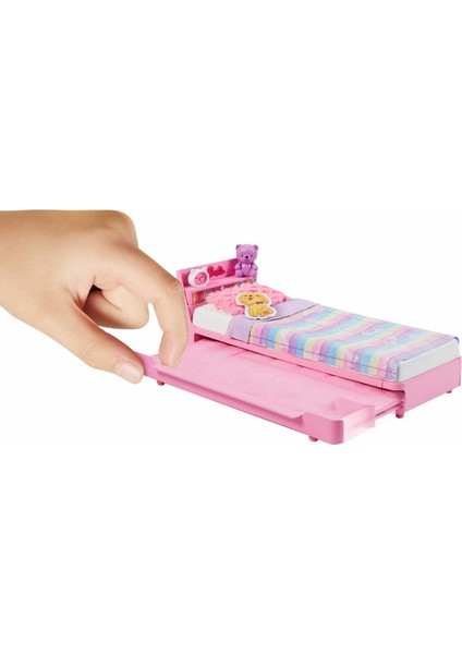 HMM64 My First Barbie - Ilk Barbie Bebeğim - Barbie'nin Yatağı Oyun Seti fırsatları