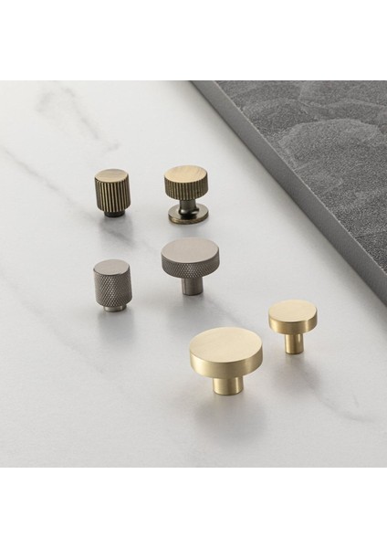 32 Mm Füme Rengi Tek Delikli Kulp - Ssy1980 0032 Bbn modelleri