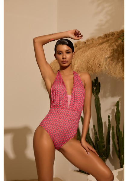 Kadın Kırmızı Renkli Retro Desenli Mayo