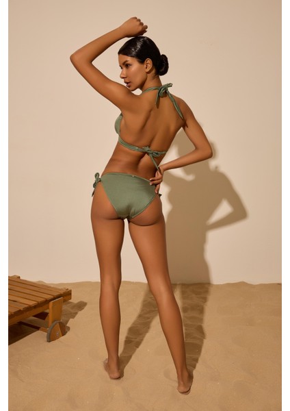 Kadın Yeşil Renkli Bağlamalı Bikini Altı modelleri