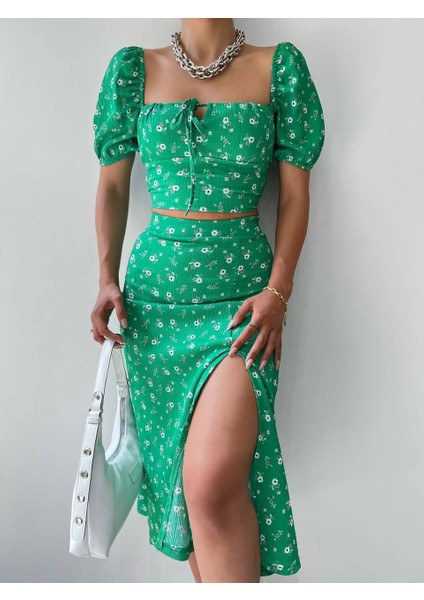 Kadın Çiçek Desenli Yırtmaçlı Etek ve Önü Bağlama Detaylı Sırtı Gipeli Bluz Alt Üst Takım Yeşil fiyatları